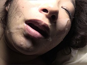 ［閲覧注意］輪姦レイプ映像ノーカット無編集・婦女強姦犯罪記録 壮絶！クロロホルムとスタンガンで昏睡、媚薬で痙攣、肉奴隷・犯し潰された豊満主婦　サンプル画像10